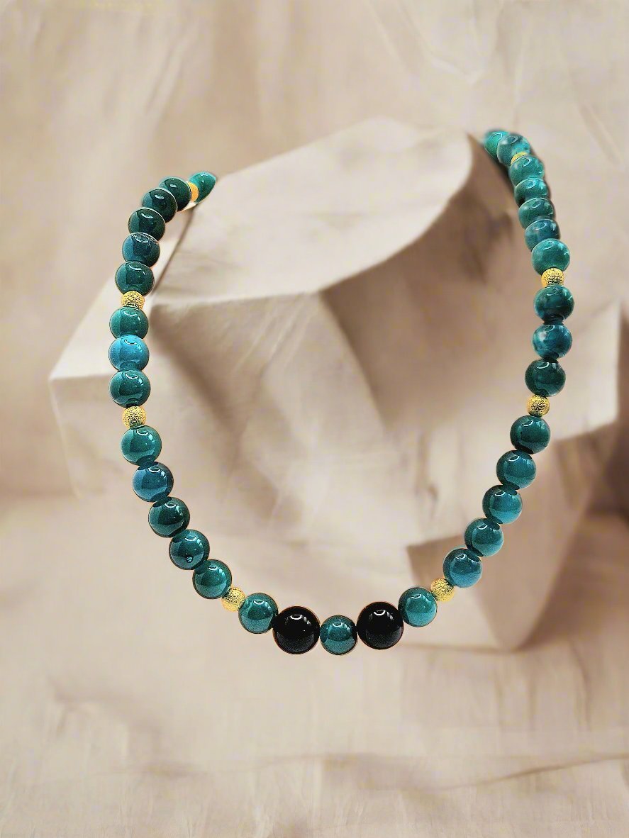 Green Quartzite And Black Agate Necklace - Strings Handmade