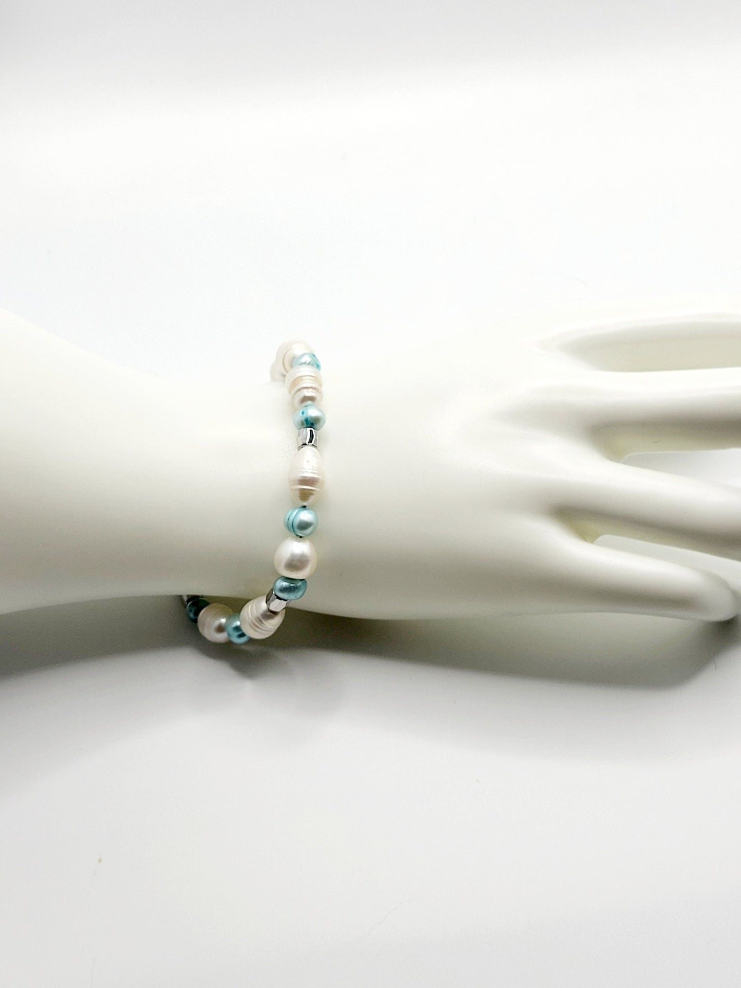 Multicolor Pearl Bracelet - Strings Handmade