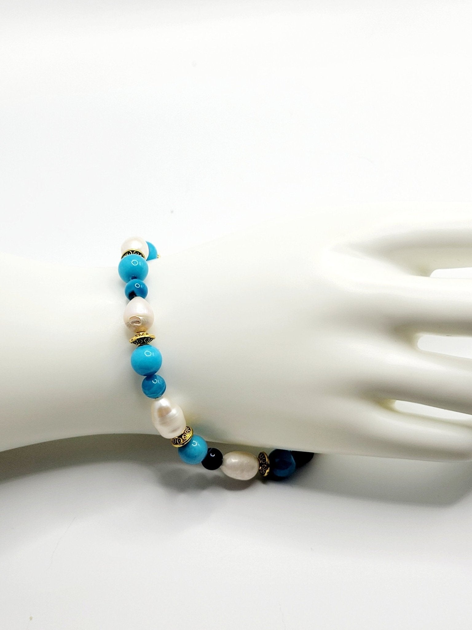 Pearl, Apatite, and Quartzite Bracelet - Strings Handmade